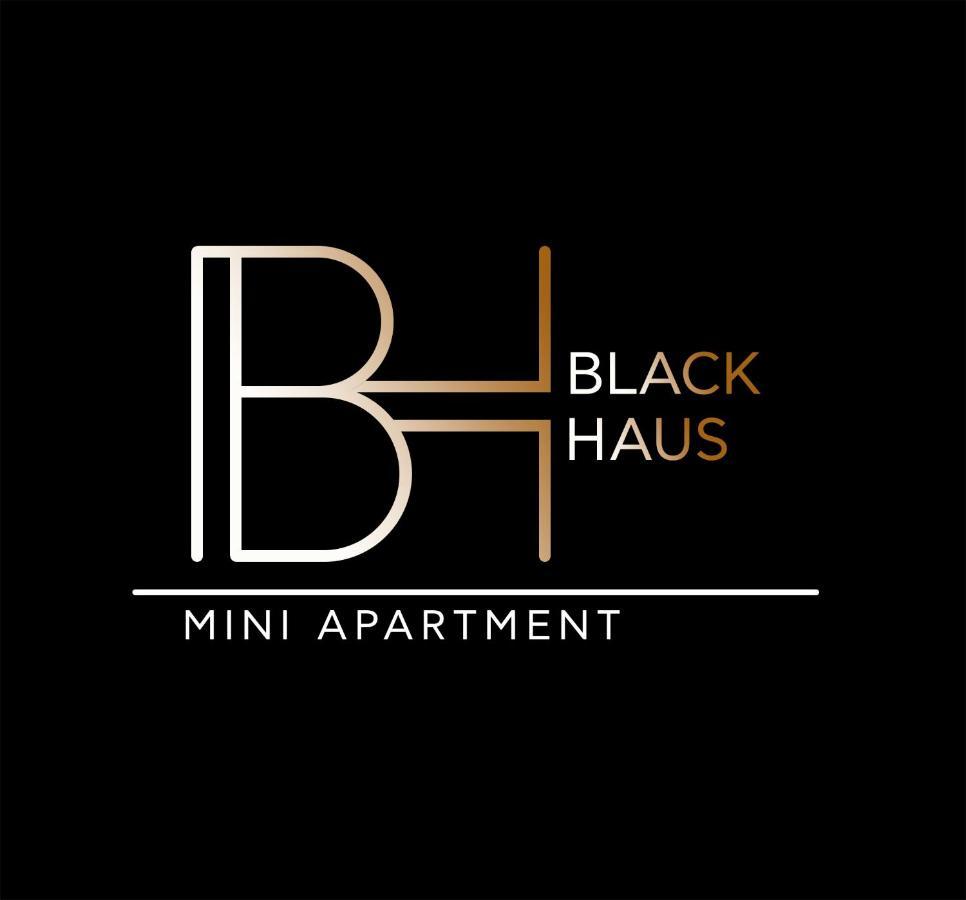 Blackhaus Young Mini Салоники Экстерьер фото